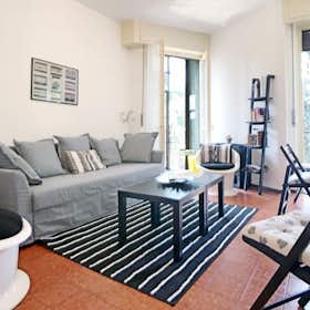 Apartment for rent for €1,000 per month in Milan, Via Armando Spadini