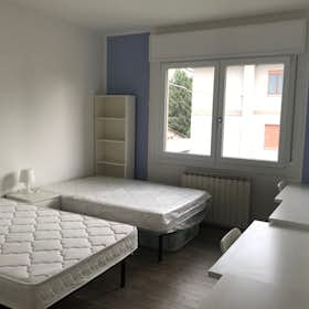 Cameră comună de închiriat pentru 320 EUR pe lună în Venezia, Via Altinia