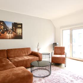 Studio for rent for €3,146 per month in Köln, Kamekestraße