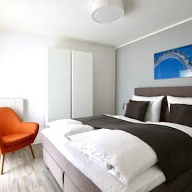 Appartement for rent for 1 504 € per month in Köln, Siegesstraße