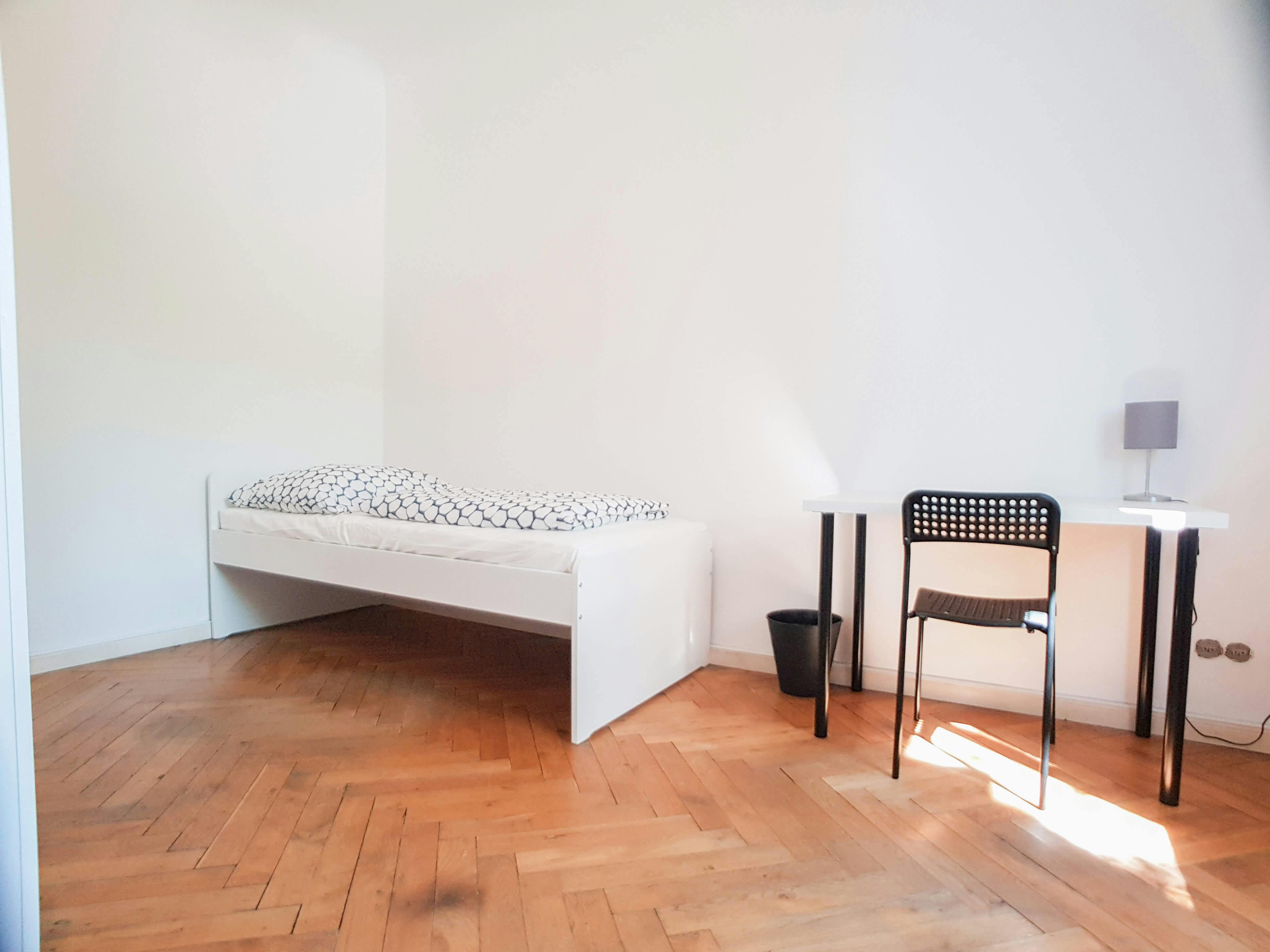 Treskowallee, Berlin preview