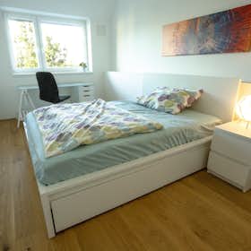 Private room for rent for €695 per month in Vienna, Traisengasse