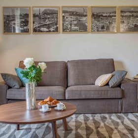 Apartment for rent for €2,500 per month in Barcelona, Carrer de les Floristes de la Rambla