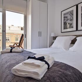 Apartment for rent for €1,350 per month in Barcelona, Carrer de la Riera Blanca