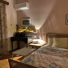 Private room for rent for €500 per month in Khalándrion, Gyftopoulou