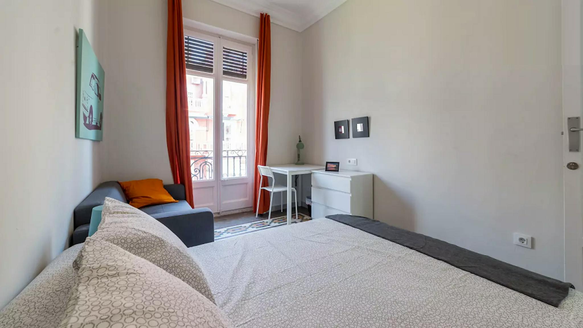 Carrer Almirall Cadarso, Valencia preview