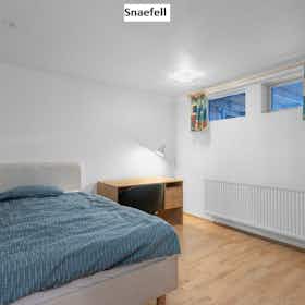Private room for rent for ISK 120,006 per month in Kópavogur, Sæbólsbraut