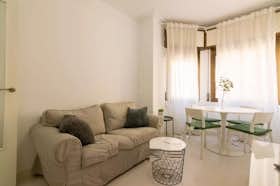 Apartment for rent for €1,200 per month in L'Hospitalet de Llobregat, Carrer de Castelao