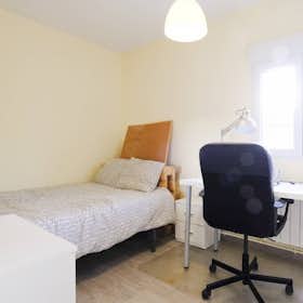 Private room for rent for €410 per month in Getafe, Calle Lilas