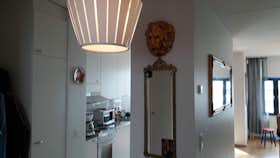 Apartment for rent for €1,100 per month in Helsinki, Aleksis Kiven katu