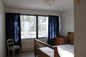 Отдельная комната сдается в аренду за 434 € в месяц в Vantaa, Hepokuja