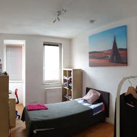 私人房间 正在以 €560 的月租出租，其位于 Anderlecht, Rue de la Procession