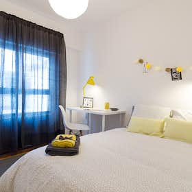Private room for rent for €515 per month in Bilbao, Iturriaga Kalea