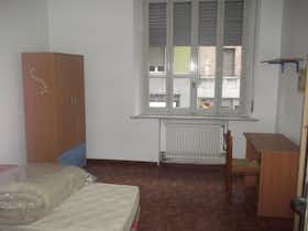 Stanza privata in affitto a 569 € al mese a Parma, Strada Garibaldi