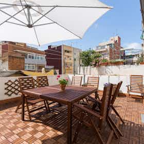 Apartment for rent for €1,550 per month in L'Hospitalet de Llobregat, Carrer de Martorell