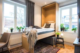 Studio for rent for SEK 20,053 per month in Bromma, Voltavägen