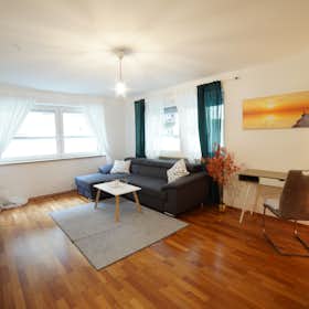 Wohnung zu mieten für 2.800 € pro Monat in Munich, Baaderstraße