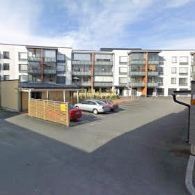 公寓 正在以 €1,950 的月租出租，其位于 Vaasa, Kenkätehtaankuja