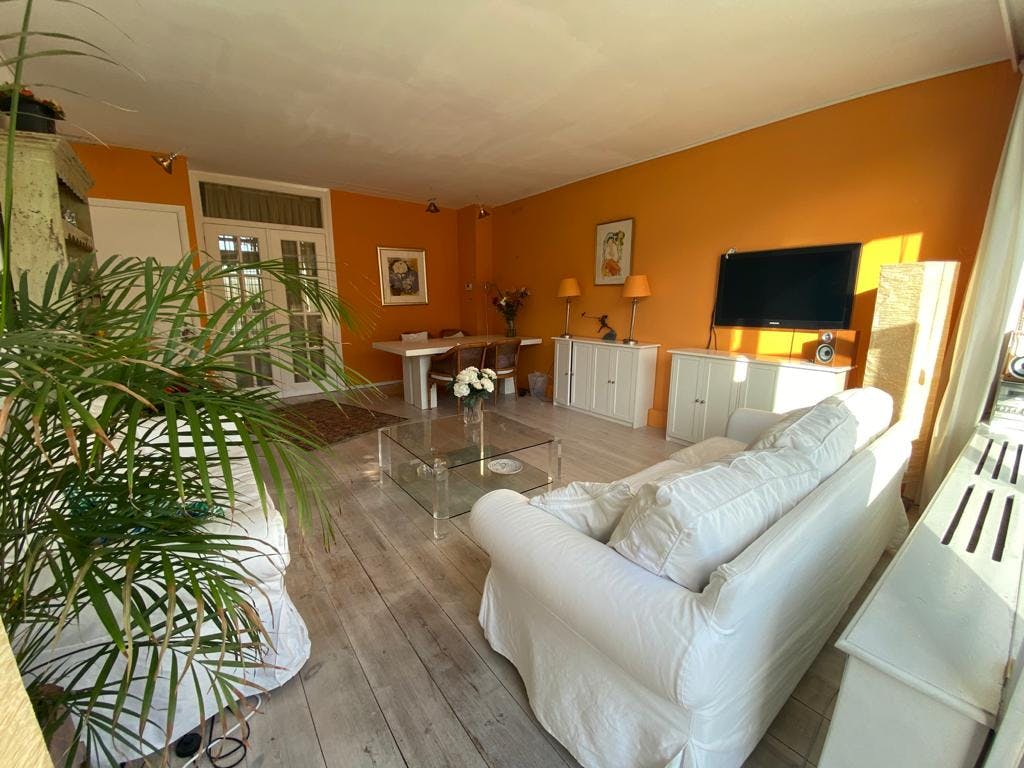 Appartement aan Ridderspoorweg, The Hague