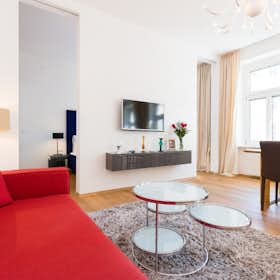 Apartment for rent for €1,990 per month in Vienna, Alser Straße