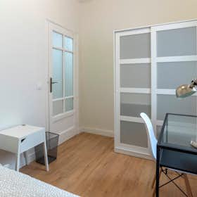 Private room for rent for €620 per month in Madrid, Calle de los Desamparados