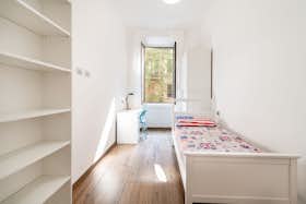 Private room for rent for €780 per month in Milan, Viale Lombardia