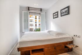 Private room for rent for €700 per month in Madrid, Calle de Narváez