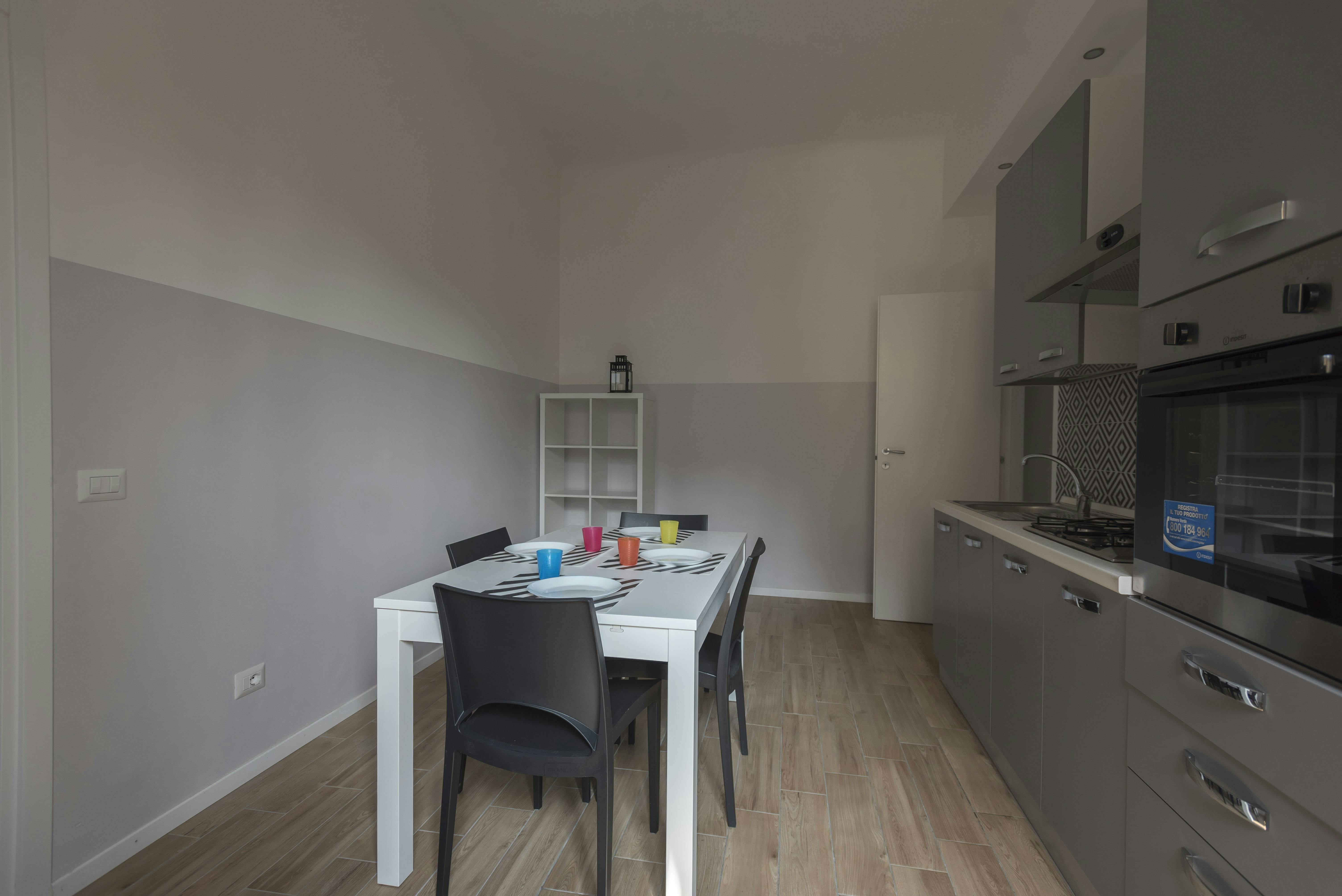 Double room Sesto San Giovanni, 1 bed, 20m² — photo 5