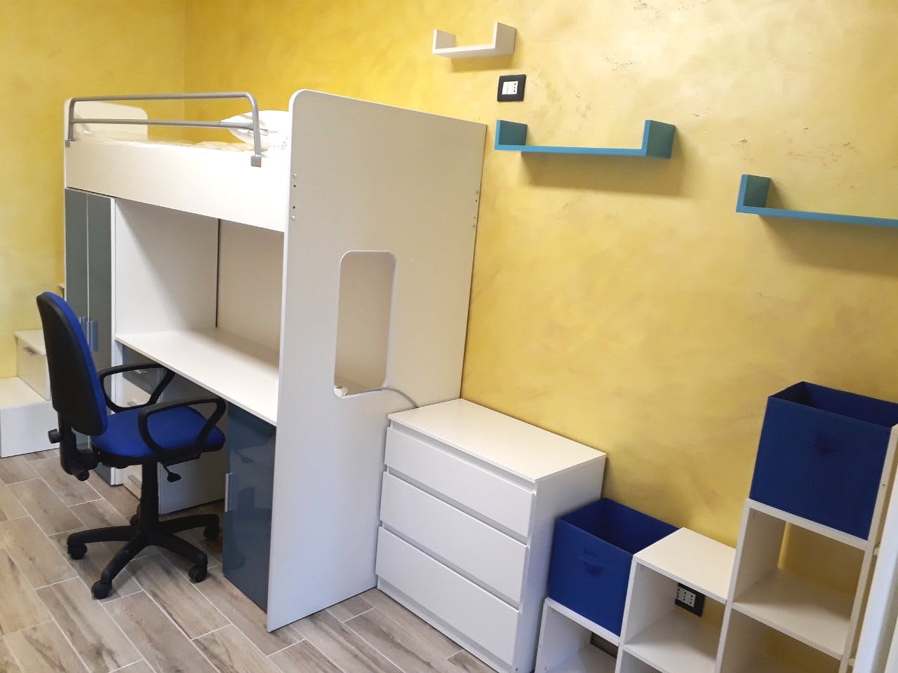 preview gallery tile