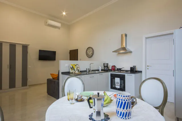 Apartment in Piazza Cesare Beccaria, Florence (785015) room image 2