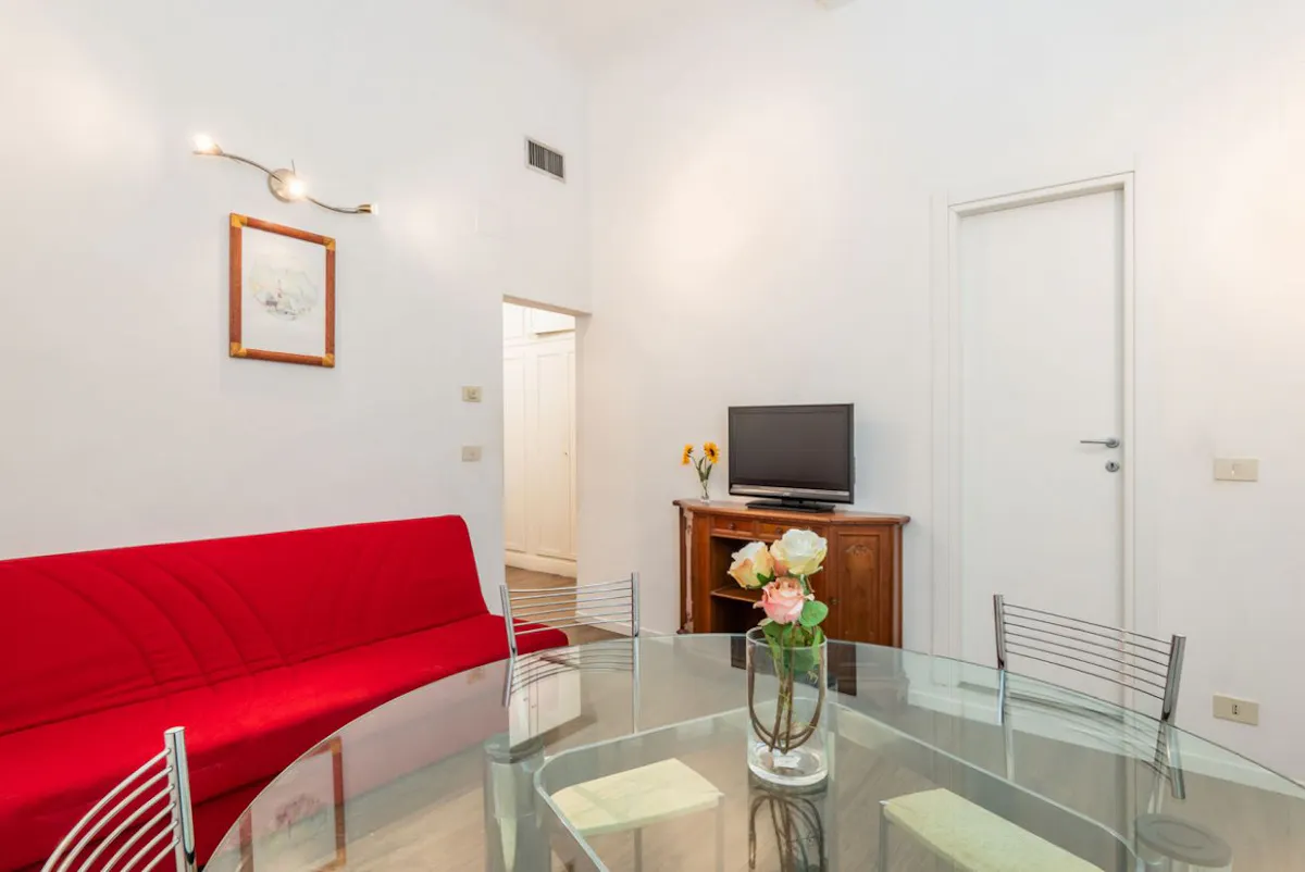 3-Bedroom Apartment in Via dei Leoni, Florence (785421) ROOM