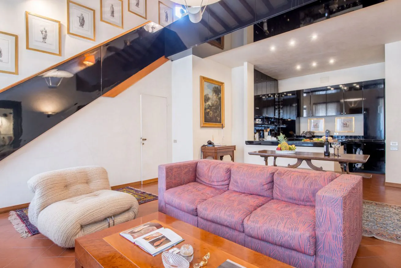 2-Bedroom Apartment in Chiasso del Buco, Florence (785605) ROOM 1