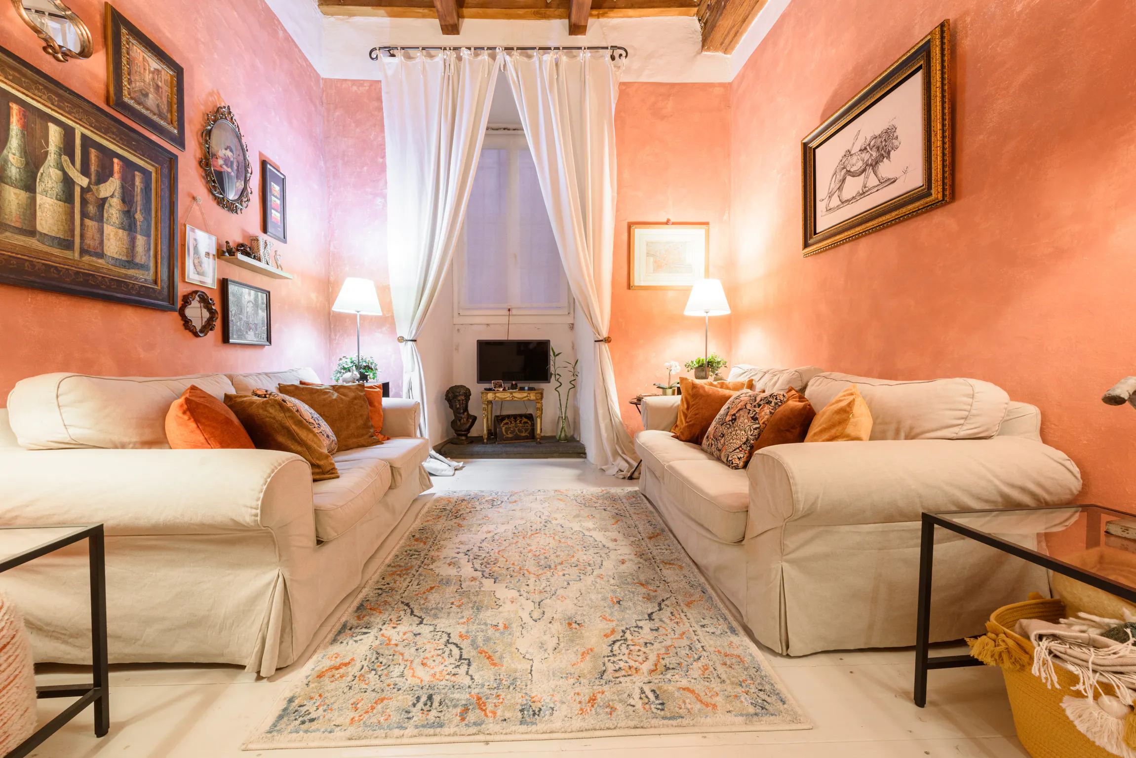 2-Bedroom Apartment in Piazza Santo Spirito, Florence (785834) ROOM 1
