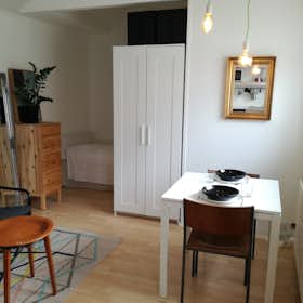 Studio for rent for ISK 112,723 per month in Hafnarfjörður, Tjarnarbraut