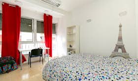 Private room for rent for €415 per month in Granada, Calle Luis Braille