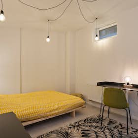 Private room for rent for €685 per month in Brussels, Rue de Pavie