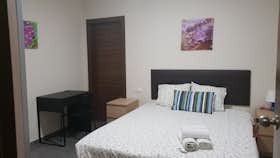 Private room for rent for €515 per month in Barcelona, Carrer de l'Hospital