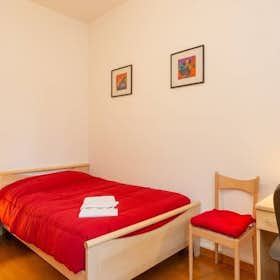 Pokój prywatny do wynajęcia za 590 € miesięcznie w mieście Pregnana Milanese, Via Carlo Pisacane