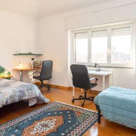 Общая комната сдается в аренду за 390 € в месяц в Pregnana Milanese, Via Carlo Pisacane