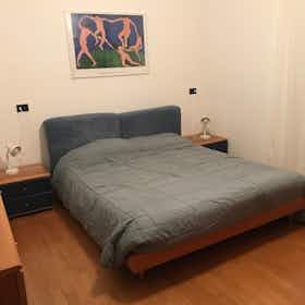 私人房间 正在以 €800 的月租出租，其位于 Pregnana Milanese, Via Carlo Pisacane