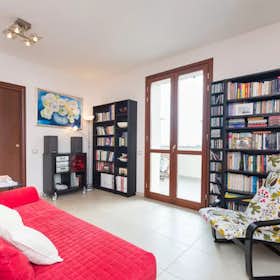 Отдельная комната сдается в аренду за 320 € в месяц в Sesto Fiorentino, Largo Aldo Capitini
