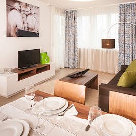 Apartment for rent for €2,225 per month in Vienna, Josef-Fritsch-Weg