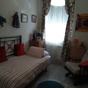 Приватна кімната за оренду для 300 EUR на місяць у Valladolid, Paseo del Hospital Militar