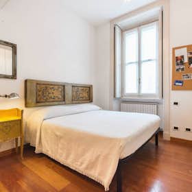 Apartment for rent for €1,500 per month in Milan, Via Giuseppe Meda