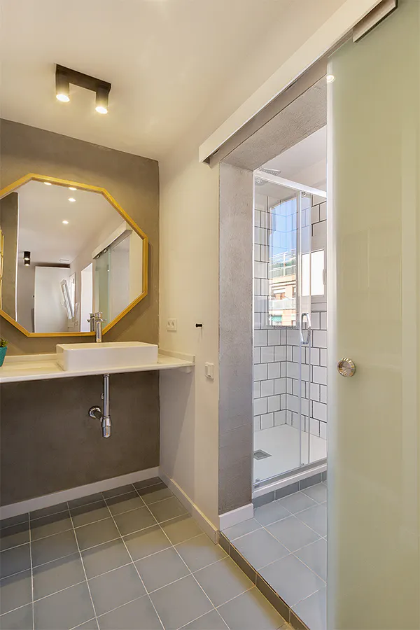 1-Bedroom Apartment in Carrer del Poeta Cabanyes, Barcelona (825860) room image 50