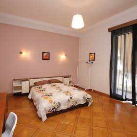 Private room for rent for €400 per month in Athens, 3is Septemvriou