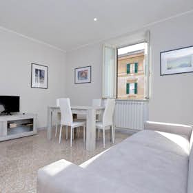 Apartment for rent for €1,600 per month in Rome, Via delle Fornaci