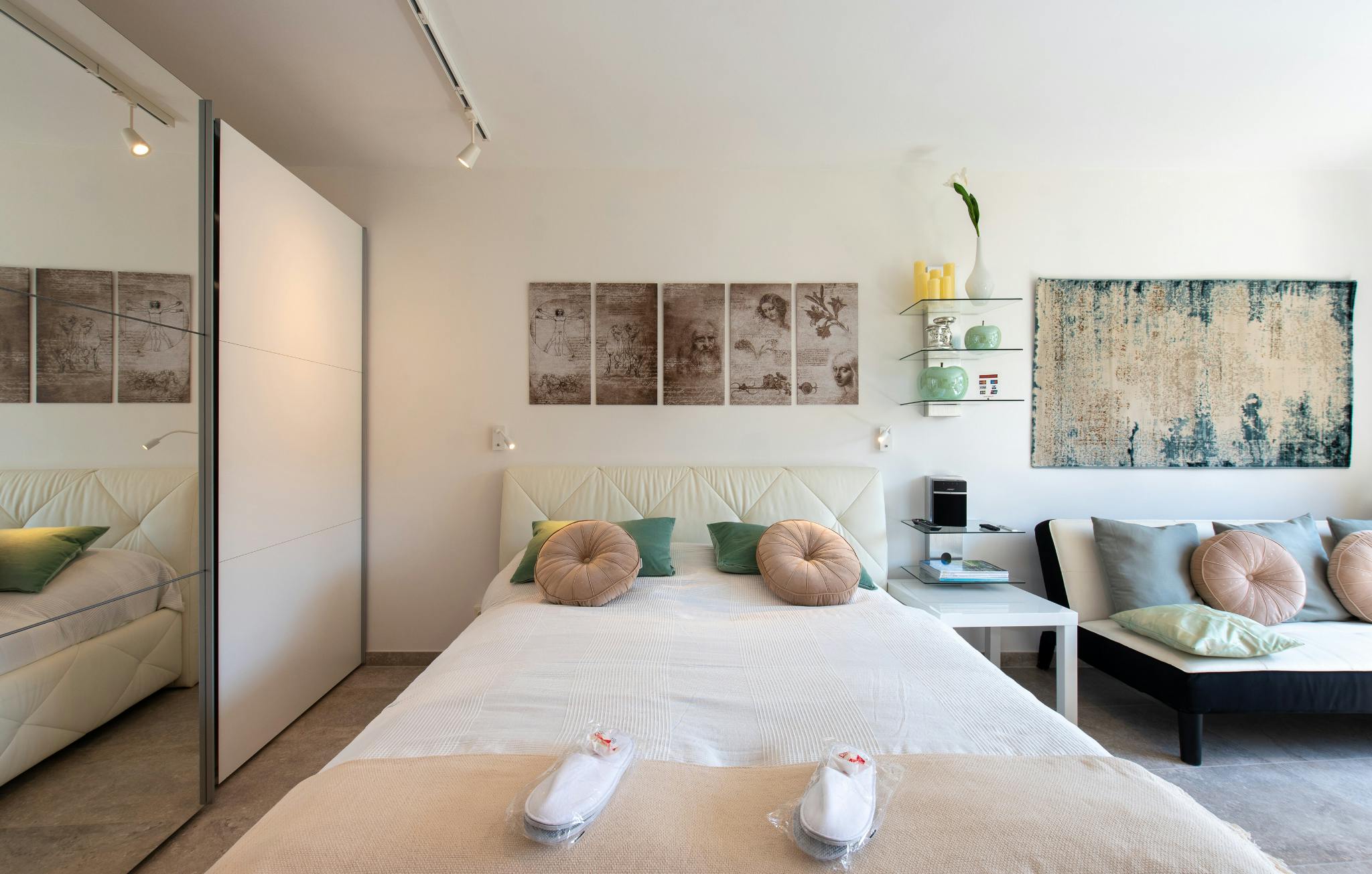 preview gallery tile