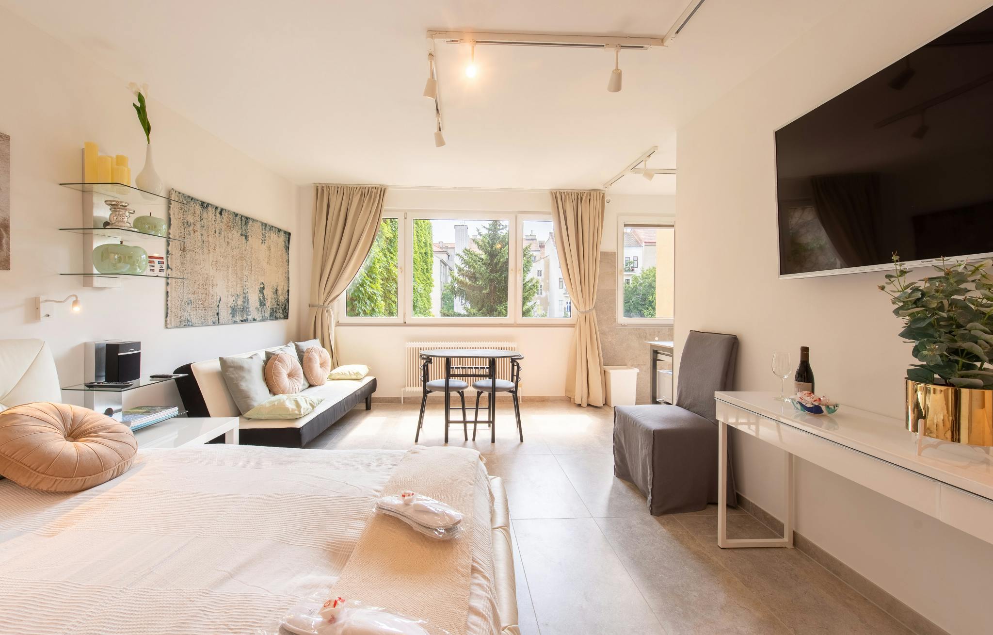 preview gallery tile