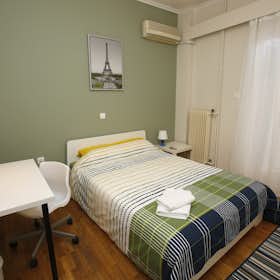 Cameră privată de închiriat pentru 400 EUR pe lună în Výronas, Aryvvou